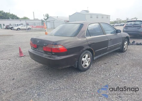1998 Honda Accord Lx V6 из США, поврежденный, VIN 1HGCG1645WA049952